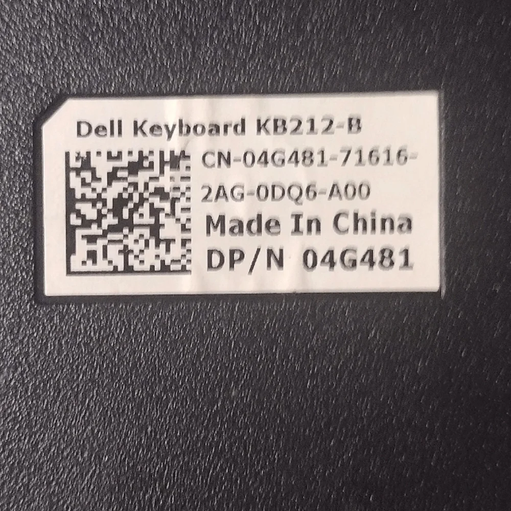 EUC Black Dell Wired USB Keyboard Model No. KB212-B with Risers
